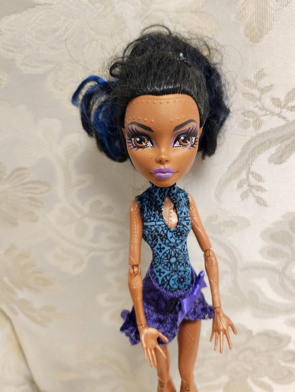 Monster High Dance Class Robecca Steam Doll - Picture 2 of 11
